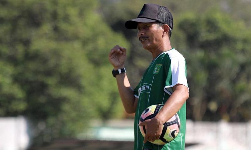 Djanur Ingatkan Pemain, Persebaya Belum Aman!