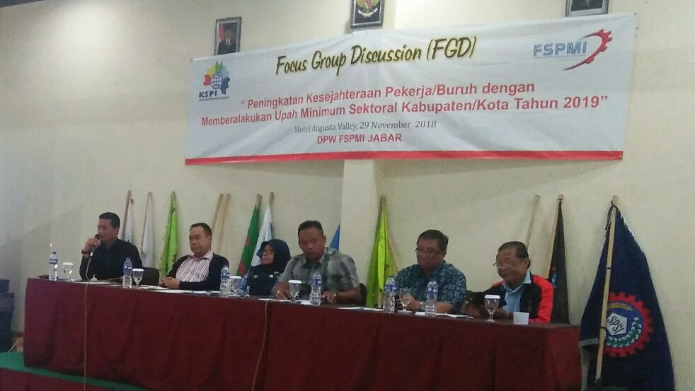 Meski UMSK Jabar Belum Jelas, Buruh Deklarasi Pemilu Damai 2019