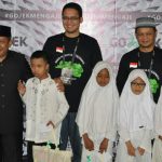 Ratusan Driver GO-JEK Ngaji Bareng dan Santuni 100 Anak Yatim