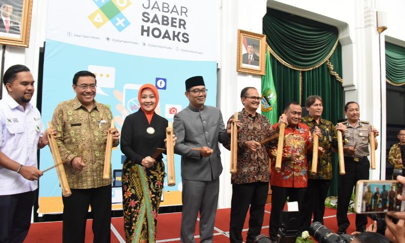 Jabar Saber Hoaks, Upaya Membangun Kondusifitas di Jawa Barat Jabar Saber Hoaks Upaya Membangun Kondusifitas di Jawa Barat 11.14.11