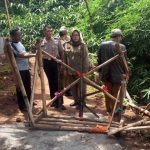 Camat Berikan Respon Tebing Rawan Longsor