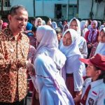 Luncurkan Beasiswa untuk Anak Putus Sekolah