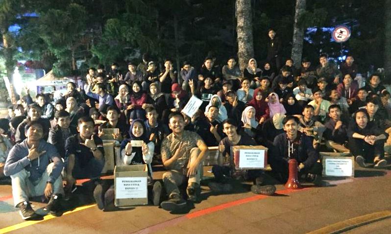 Mahasiswa Galang Dana Tsunami