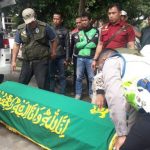 Mayat Bertato Naga Ditemukan Warga