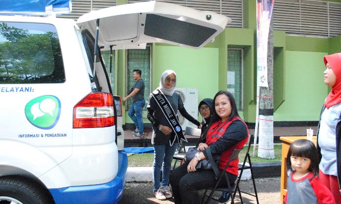 Mobile Customer Service BPJS Kesehatan Cabang Cimahi Hadir di Senam Sehat Kolosal