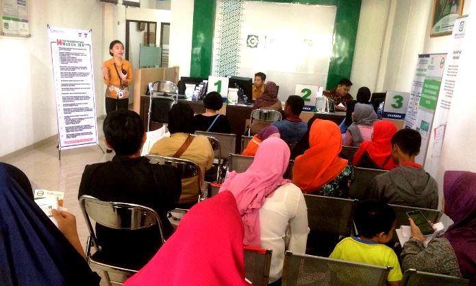 Tunggu Antrian di Kantor BPJS Kesehatan, Sambil Download Aplikasi Mobile JKN Saja