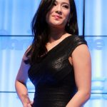 Dian Sastro Ketagihan Belanja Lewat Online