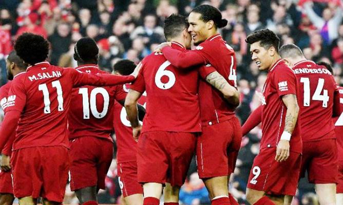 Liverpool Tertawa Lebar di Pucuk Klasemen