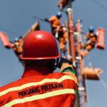 Memahami Gangguan Ketenagalistrikan Melalui Life On The Line