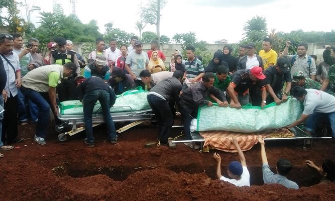 Tsunami Selat Sunda 429 Orang Meninggal Tsunami Selat Sunda 429 Orang Meninggal