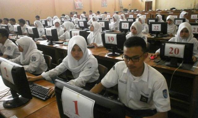 Larang Lakukan Pungutan untuk UNBK