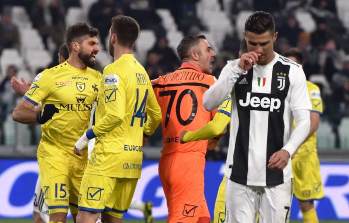Ronaldo Gagal Eksekusi Penalti Ronaldo Gagal Eksekusi Penalti
