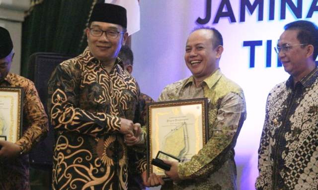 Dapat Penghargaan karena Inovasi Buruh Dapat Penghargaan karena Inovasi Buruh