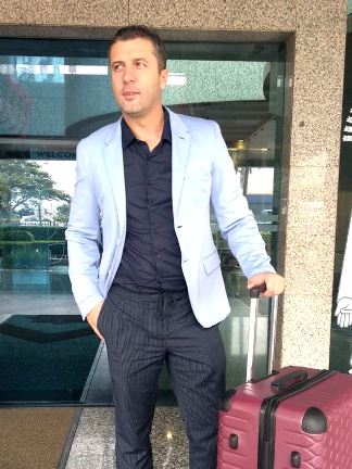 Pulang Kampung untuk Lanjutkan Lisensi