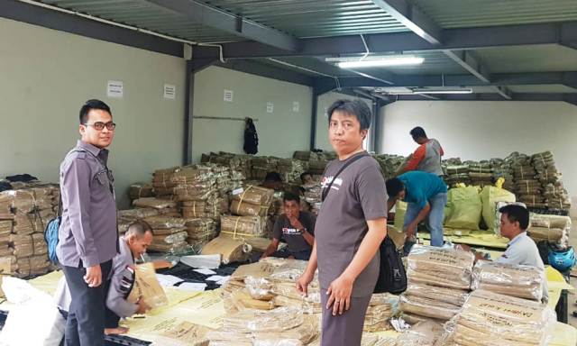 Awasi Ketat Penyaluran Logistik Pemilu