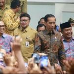 Jokowi Setarakan Gaji Perangkat Desa dengan PNS Golongan II A