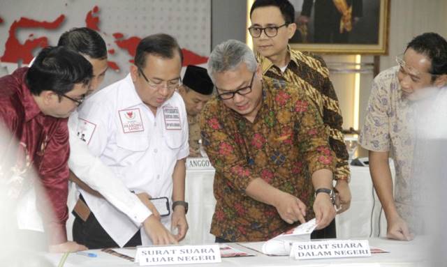 KPU Enggan Fasilitasi Visi-Misi