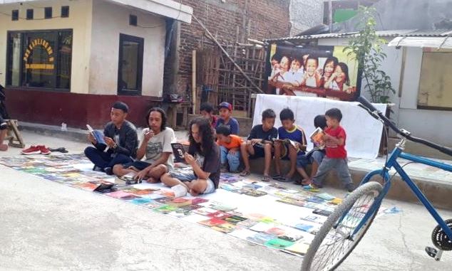 Komunitas Ruang Seni Kenalkan Literasi