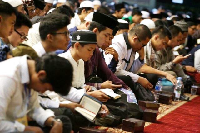 Sambut dengan Alunan Dzikir