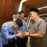 Usulkan Buat Perda Disiplinkan PNS