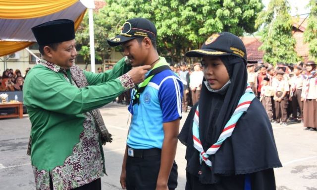 Bangun Karakter Pemuda Lewat Pramuka