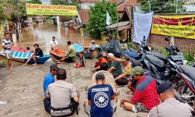 Banjir Kembali Kepung Rumah Warga