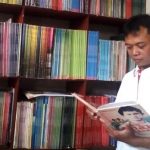 Kisah Penggerak Literasi yang Berawal dari Koleksi Tiga Buku Bekas