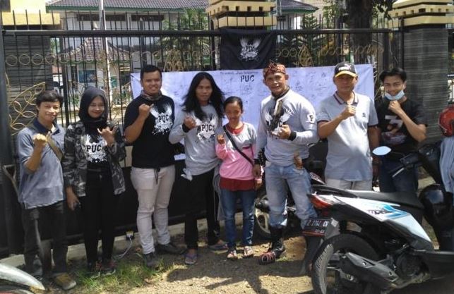 komunitas PUC