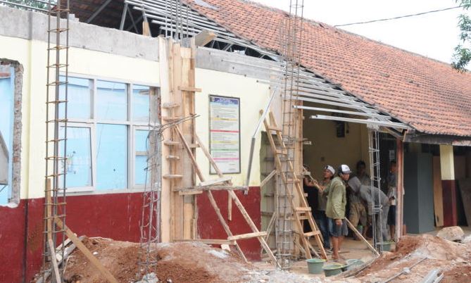 Pembangunan Sekolah Dinilai Menyalahi Aturan