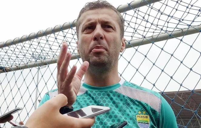 Radovic Akan Rotasi Pemain Radovic Akan Rotasi Pemain