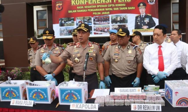 Warga Miliki Bahan Peledak