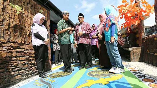 Kumpulkan Cat untuk Tata Lingkungan