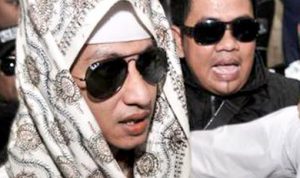 Bahar Bin Smith ketika jalani sidang di PN Negeri Bandung dalam kasus yang sama.
