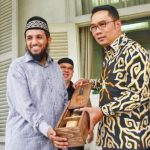 Dikunjungi Penjaga Makam Nabi