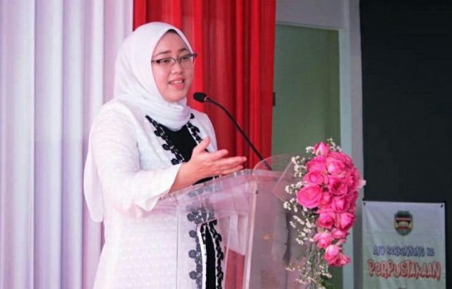 Hj. Anne Ratna Mustika Bupati Purwakarta