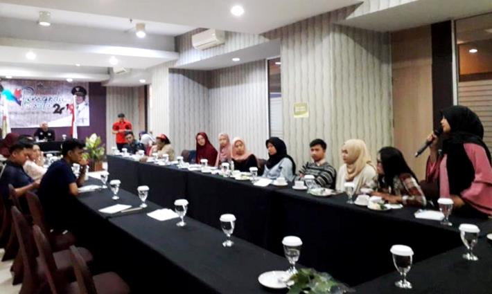 Disbudparpora Kukuhkan 20 Pramuwisata