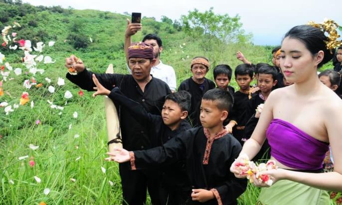 Longsor TPA Leuwigajah Akan Tetap Jadi Kenangan Pahit Warga Cireundeu Longsor TPA Leuwigajah Akan Tetap Jadi Kenangan Pahit Warga Cireundeu