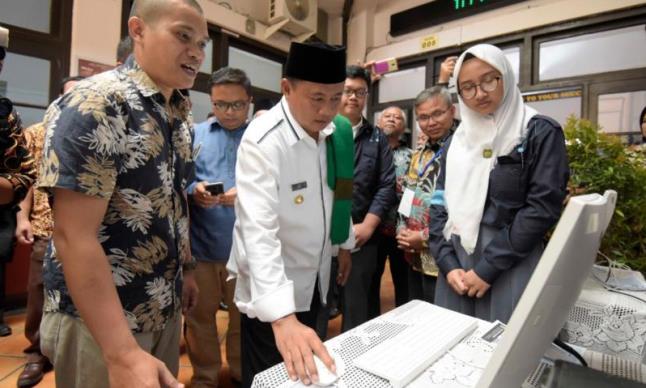 Alihkan Valentine dengan Festival Keagamaan Alihkan Valentine dengan Festival Keagamaan