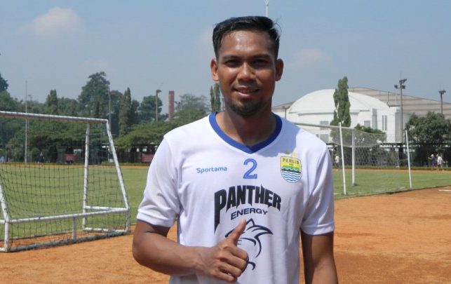 Saepuloh Maulana Berlabuh ke Persib Bandung