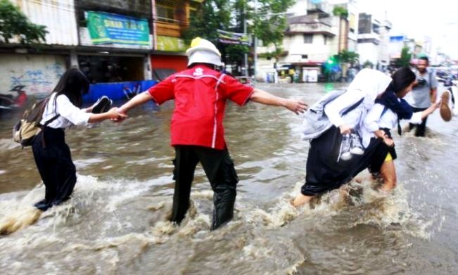 banjir melong