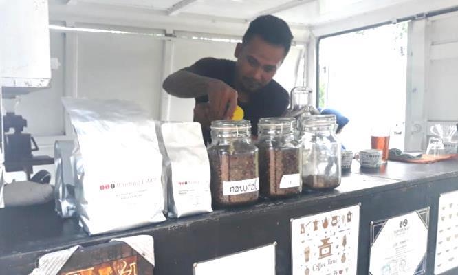 barista kopi