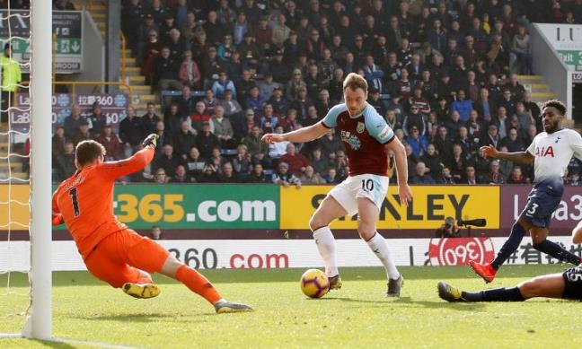 Spurs Kalah 1-2 dari Burnley