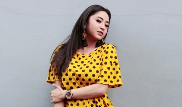 Dewi Perssik