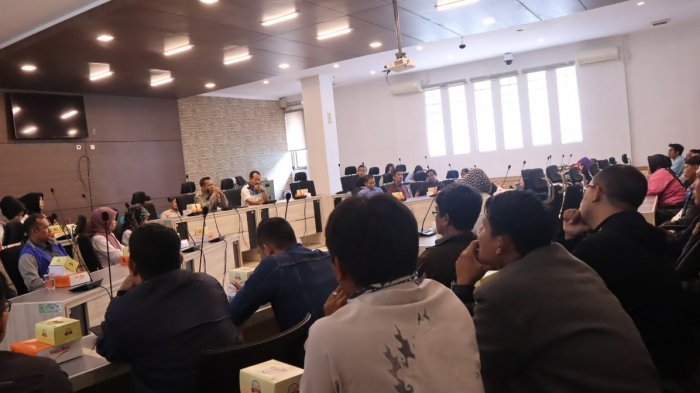 Berharap Pemimpin yang Berpihak Pada Honorer
