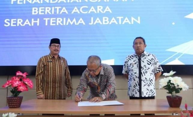 elih-serah-termia-jabatan