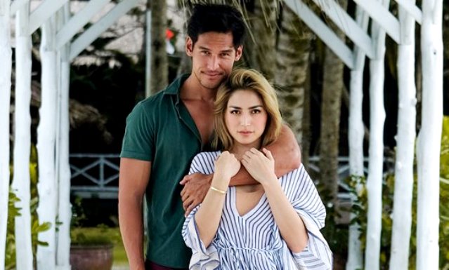 Jessica Iskandar Bantah Tinggal Serumah dengan Kekasih Jessica Iskandar Bantah Tinggal Serumah dengan Kekasih