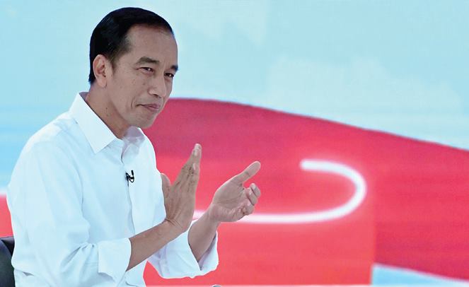 Jokowi Dilaporkan ke Bawaslu jokowi-debat capres