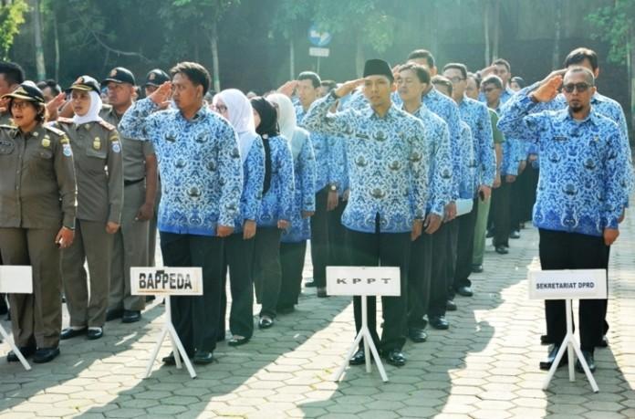 keluhkan pencairan TKD