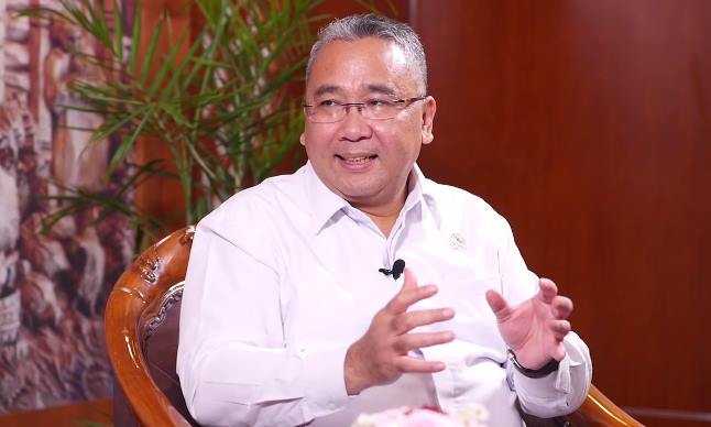 Wow! Kepala Desa Bakal Disekolahkan ke Luar Negeri Wow! Kepala Desa Bakal Disekolahkan ke Luar Negeri