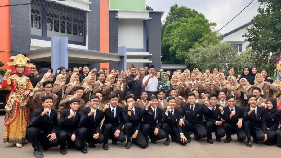 revitalisasi smk